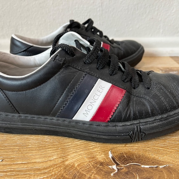 Moncler Black Leather Sneakers Men's EU 41.5 / US 8.5 – Red White Striped Logo - Picture 3 of 7